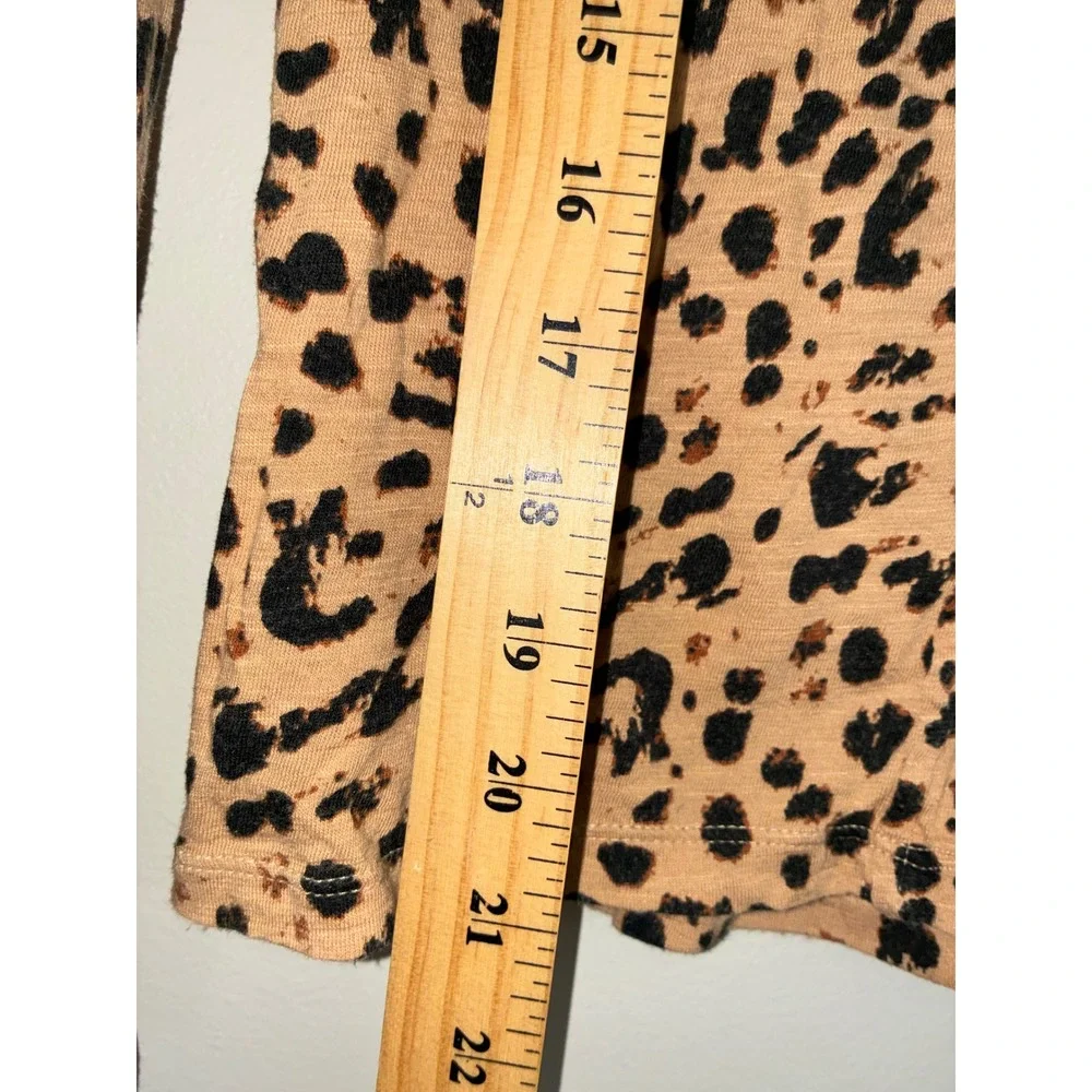 Banana Republic Top Women XS Brown Leopard Animal Print Cozy Slub Crew Neck LS - Picture 4 of 8